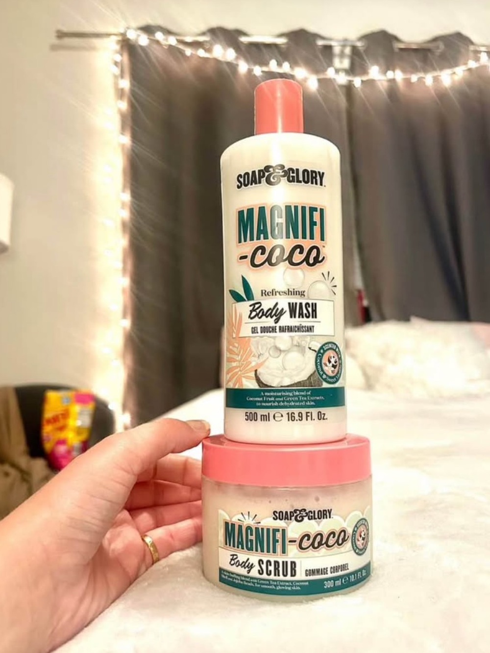 Soap & Glory Body Wash/Body Scrub Set